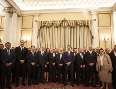 Στις 11 η σύγκληση του πρώτου υπουργικού συμβουλίου